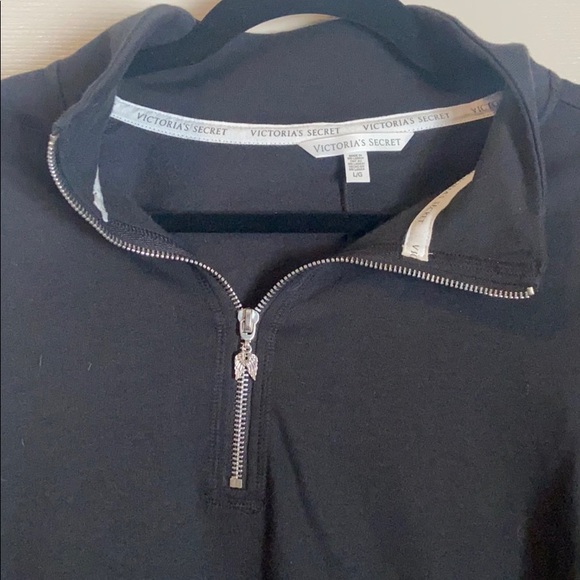 Victoria Secret 1/4 zip long pullover tunic - Picture 2 of 2